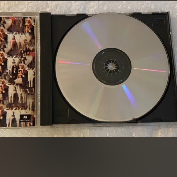 The Beatles “Magical Mistery” Tour CD Remastered Parlophone Apple Record 1987 - Picture 3 of 3